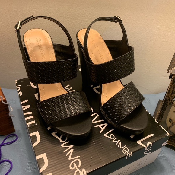 ❌SOLD🌺Wild Diva Lounge Morrin Black Slingback Sandal - Picture 2 of 8